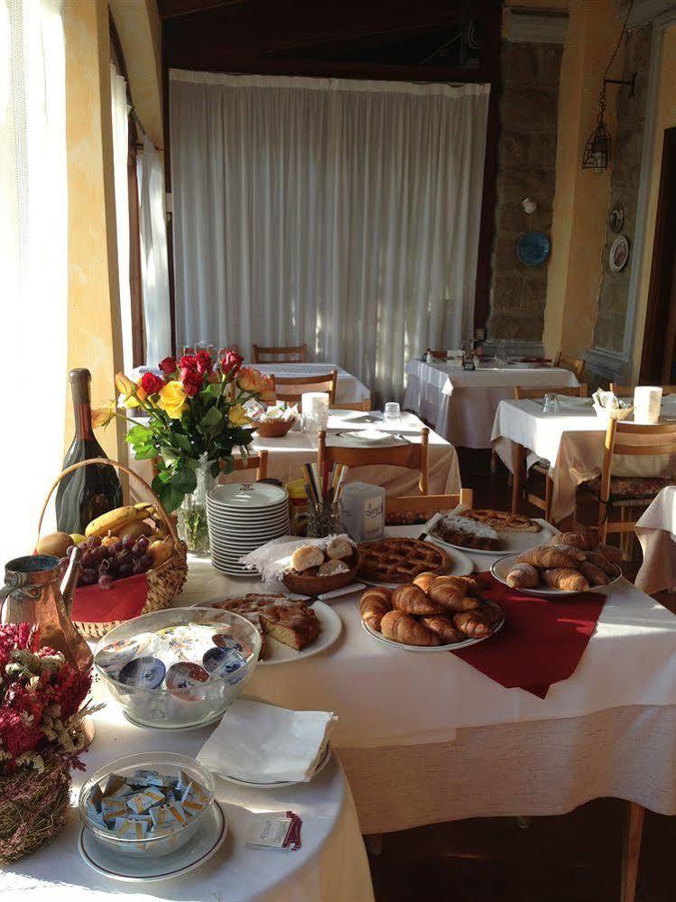 Hotel Ristorante Il Caminetto Diano Marina Kültér fotó